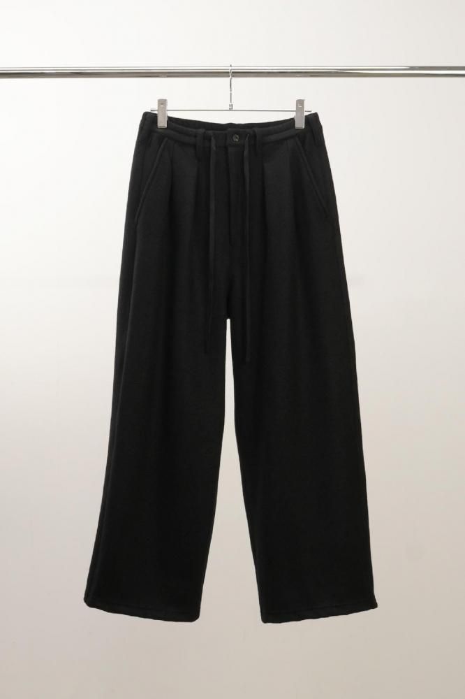 WOOL WIDE EASY TUCK SLACKS(BLACK)