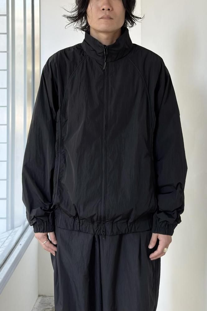 FARAH　Nylon Zip Up Jacket Jogger Pants FARAH Nylon Zip Up Jacket and Jogger Pants