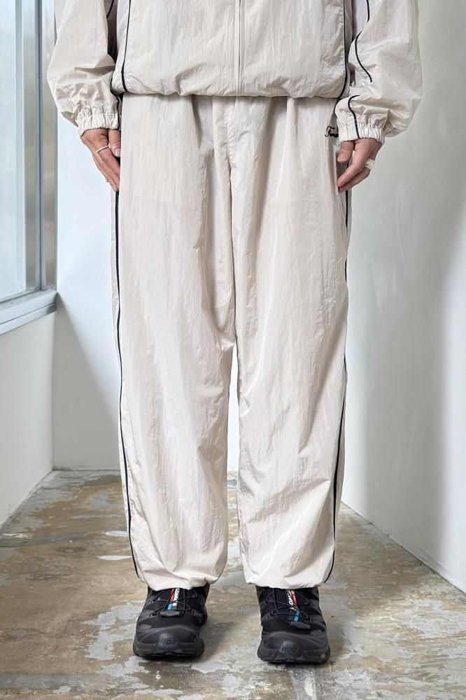 Nylon Piping Jogger Pants(Beige)