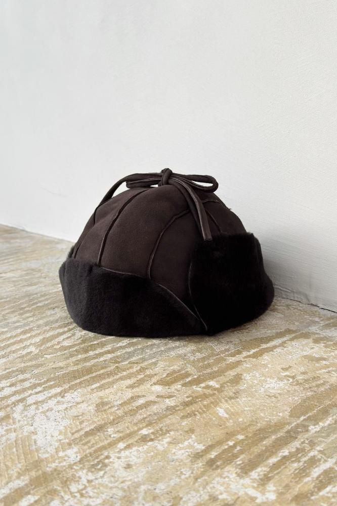 MERINO MOUTON CAP(DARK BROWN)