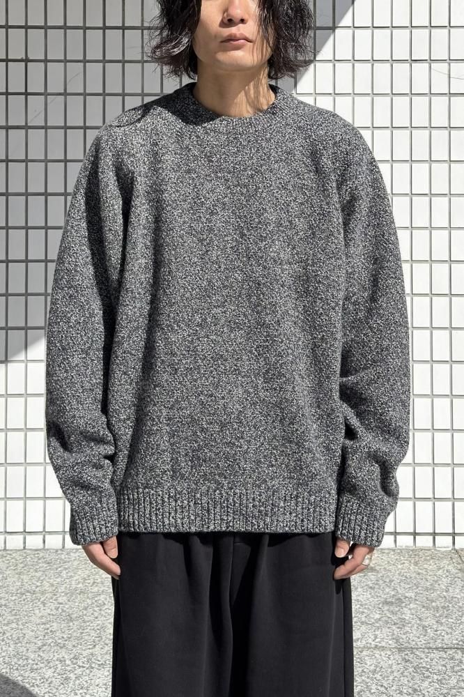 LAMBS WOOL CREWNECK SWEATER(CHARCOAL MOKU)