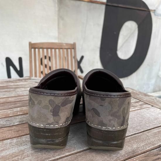 dansko プロフェッショナルカモフラ.スウェード37