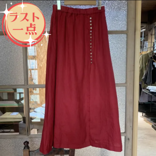 【08Mab】<br>多ボタンスカート