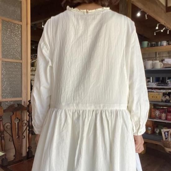 nous rendent heureux ヌーランドオロー 綿麻エプロンワンピース