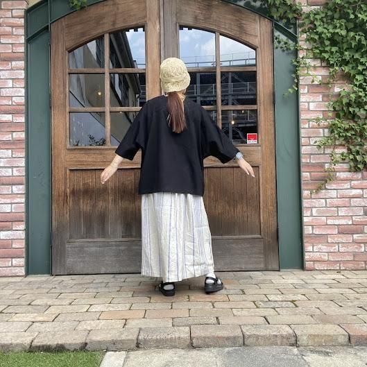 ゆゆ。パッチワークのフラットポーチ　　（ベージュ系） ゆゆ様専用。パッチワークのフラットポーチ （ベージュ系） ゆゆ