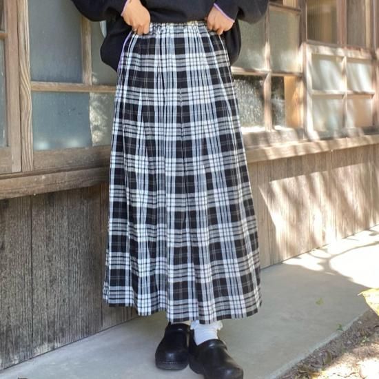 nous rendent heureux 綿麻タータンチェックタックスカート nous rendent heureux/ヌーランドオロー タータンチェックスカート