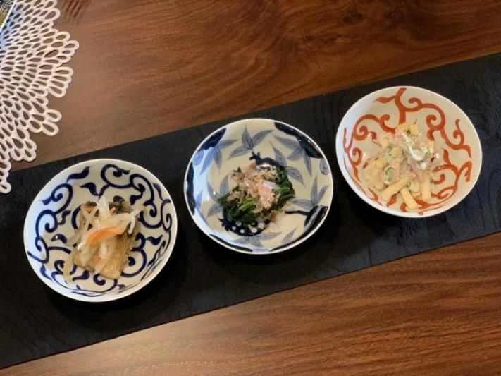 染付唐草文 麺鉢 ｜ 有田焼の源右衛門窯公式オンラインショップ