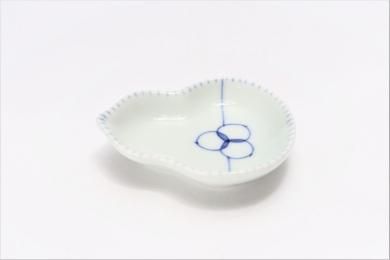 ☆そうた窯　染付縁結び　瓢型姫小皿