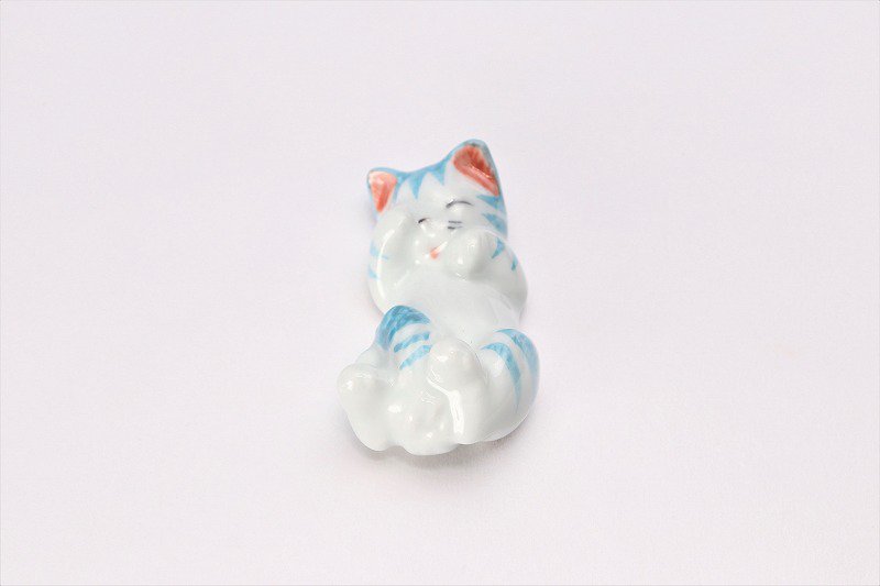 ☆アートヒルズ　猫　箸置き　水色 画像メイン