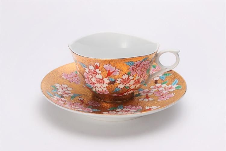 金龍窯 金彩桜 コーヒー碗(木箱付) 金龍窯 金彩桜 コーヒー碗(木箱付)