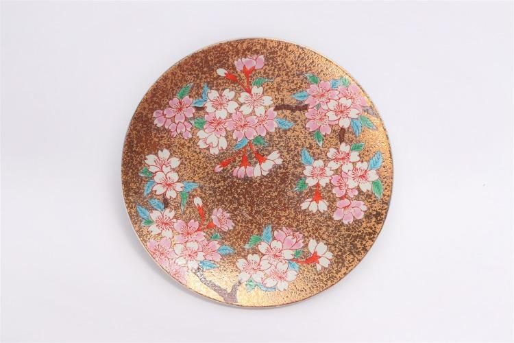 金龍窯 金彩桜 コーヒー碗(木箱付) 金龍窯 金彩桜 コーヒー碗(木箱付)