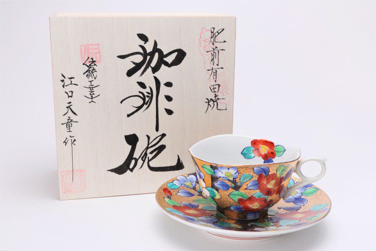 □金龍窯　金彩椿　コーヒー碗(木箱付) 画像メイン