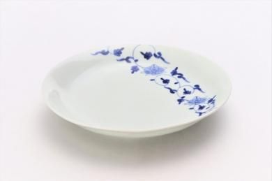 ☆そうた窯　染付帯花唐草　6.5寸深皿