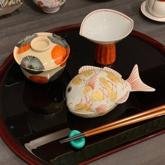 ☆幸楽窯 錦金たたき鯛形蓋物 - 有田焼の通販サイト 丸兄商社 ☆幸楽窯 錦金たたき鯛形蓋物 - 有田焼の通販サイト 丸兄商社