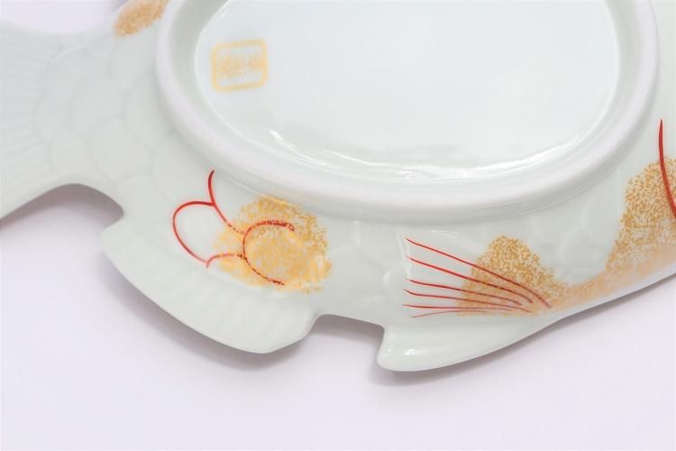 有田焼 幸楽窯 錦金叩鯛形銘々皿 めで鯛紅白 2点