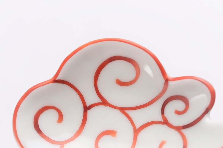 ☆伝平窯　赤筋斗雲(描き)　雲型豆小皿 画像サブ3