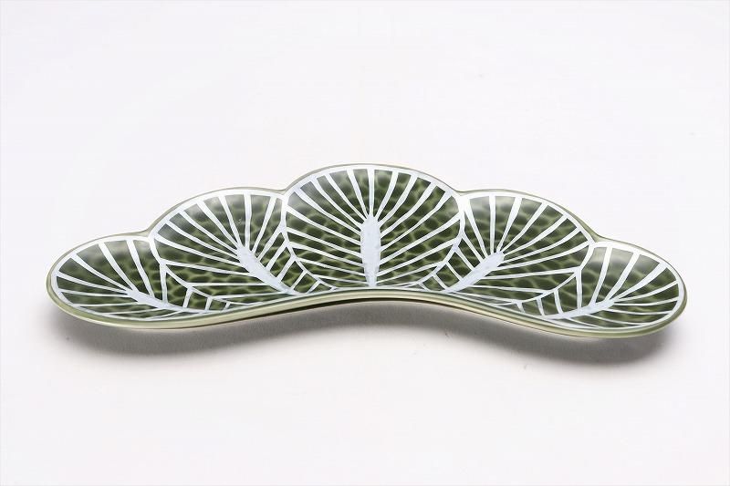 れも様ご依頼品　リピーター様価格幸楽窯　錦銀松葉形前菜皿　松葉形銘々皿4点セット れも様ご依頼品 リピーター様価格幸楽窯 錦銀松葉形前菜