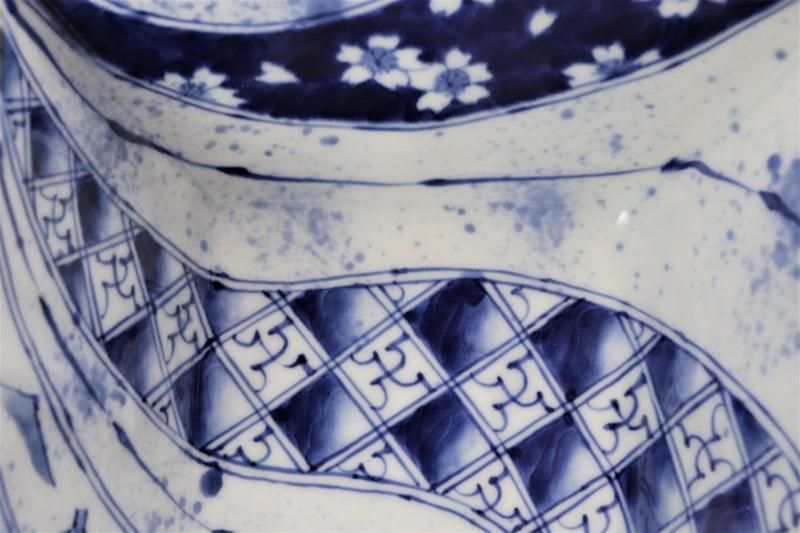 福泉窯×MARUKEIオリジナル 染付変り絵捻り紋 角鉢(中)