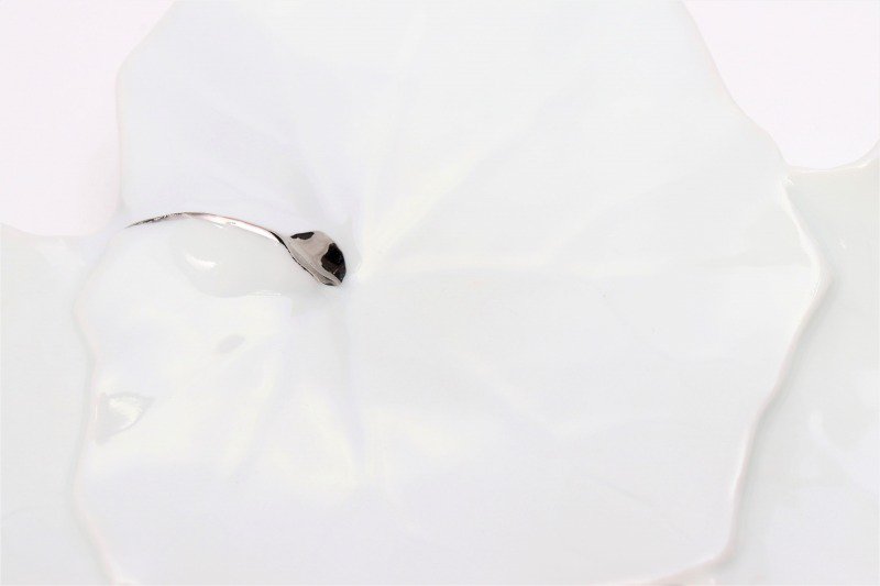 〇福泉窯　白磁プラチナ　ツワ型繋ぎ皿 画像サブ3