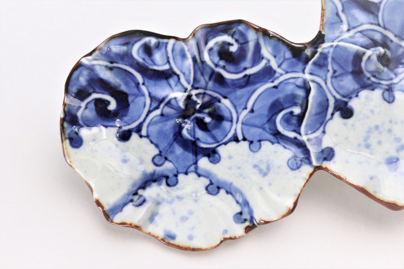 〇福泉窯×MARUKEIオリジナル　染付雪輪紋　ツワ型繋ぎ皿 画像サブ3