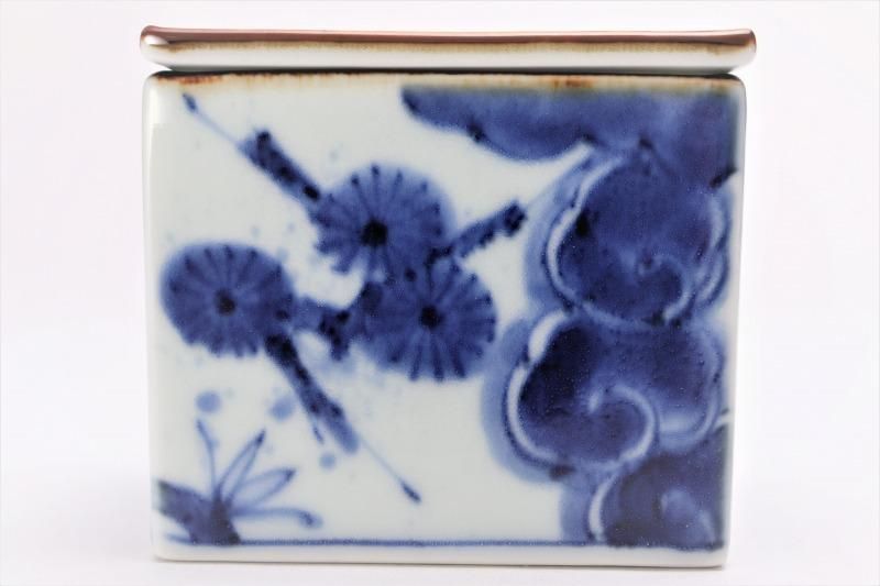 福泉窯　松竹梅重箱　未使用 6.5三段重箱 沈金松竹梅 黒 木製 漆塗りお重箱（製造中止） 漆器