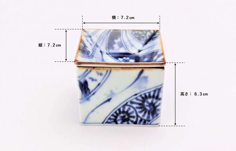 福泉窯 染付変り絵捻り紋 枡型蓋付飯器(小)