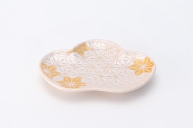 ☆幸楽窯×MARUKEIオリジナル　錦薄桜麻の葉紋様松葉形銘々皿