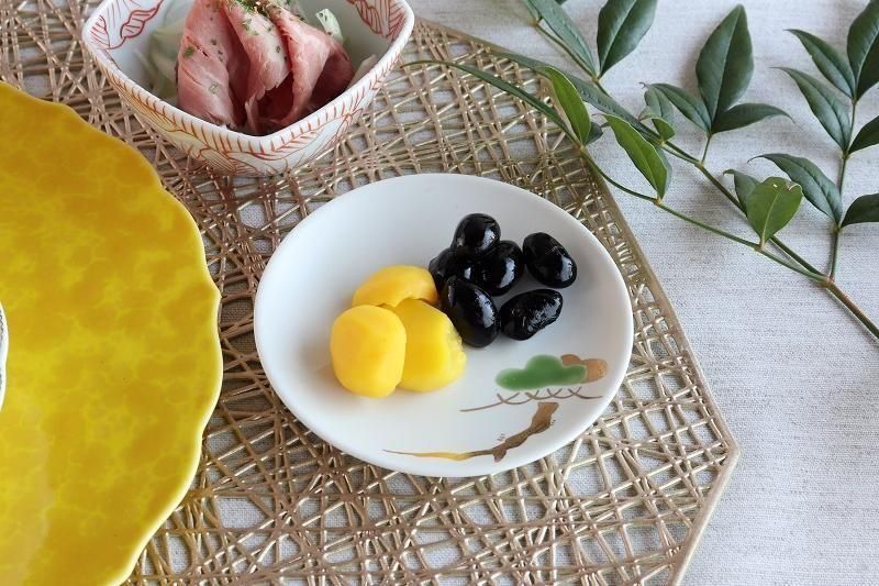 ☆幸右ェ門窯 白マット金緑彩(松)豆皿