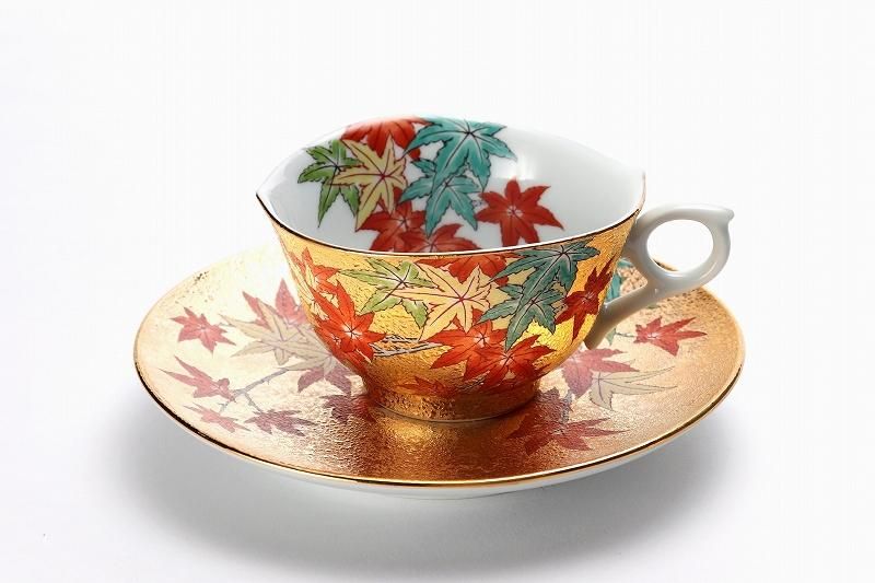 金龍窯 金彩紅葉(転写) コーヒー碗(木箱付) 金龍窯 金彩紅葉(転写) コーヒー碗(木箱付)
