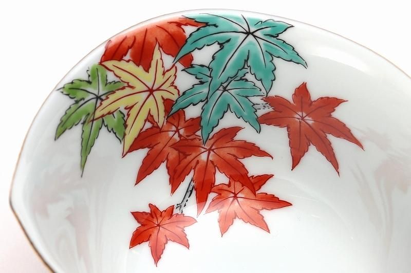 金龍窯 金彩紅葉(転写) コーヒー碗(木箱付) 金龍窯 金彩紅葉(転写) コーヒー碗(木箱付)