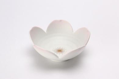 ★【20％OFF】アウトレット　【オリジナル】　白マットピンク吹桜型小鉢