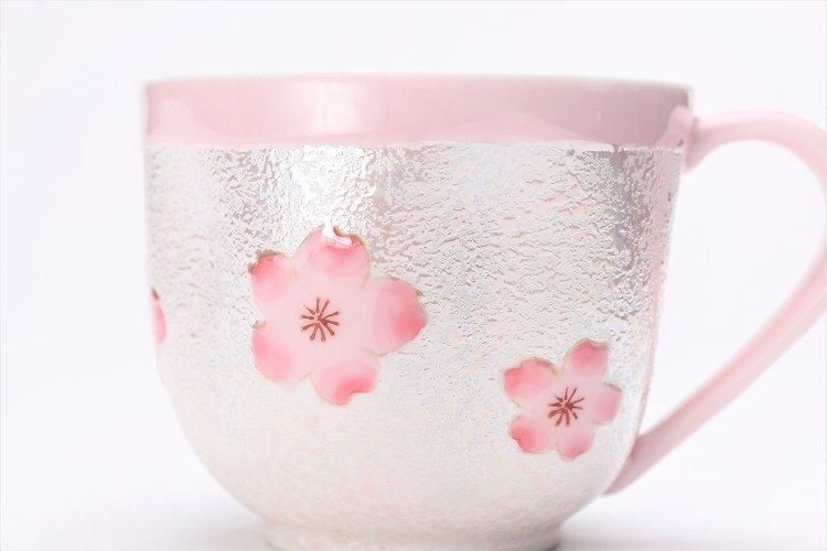 田清窯 薄ピンク釉虹彩桜 桜型マグカップ