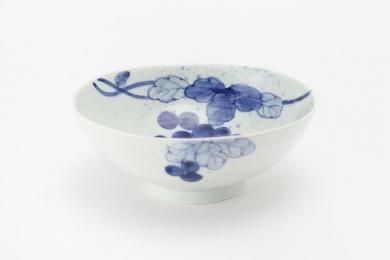 ☆皓洋窯　染付吹墨ぶどう　お茶漬碗