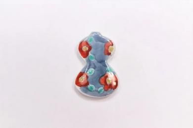 ★【20％OFF】アウトレット　徳七窯　伊万里ひょうたん箸置き　椿(赤)