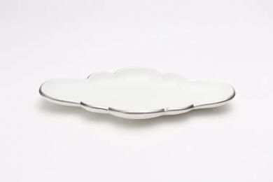 ★【20％OFF】アウトレット　瑞峯窯　ホワイトマット渕プラチナ雲形前菜皿

