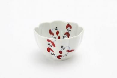 ������ҡ����Ӥ������𡡲ַ���ȭ(��)