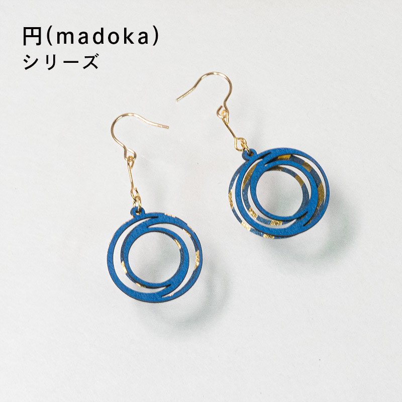 金箔/紙の耳飾り<br>『円(madoka)』
