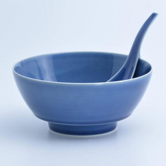 ルリ釉ラーメン鉢セット | 究極のレンゲ付き - 有田焼のまるぶん