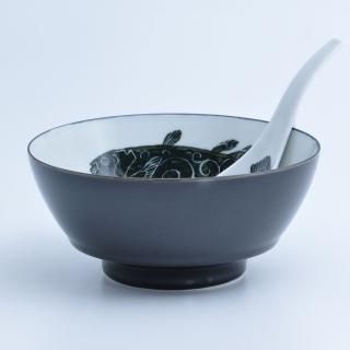 有田焼　陶祥窯　大鉢　ラーメン鉢　ウサギ柄 Amazon｜有田焼 伯父山窯 「 究極の ラーメン鉢 」 MADORI柄 (青