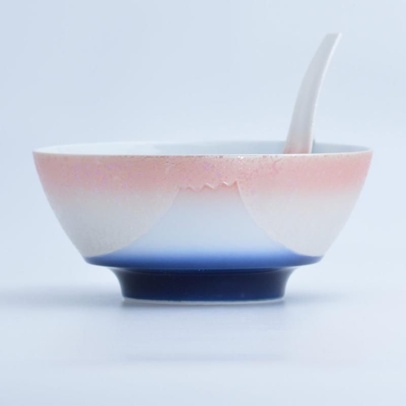 【新品未使用】ヒグチユウコ　ラーメンどんぶり＆レンゲ　セット　美濃焼 新品未使用 ヒグチユウコ ギュスどん 美濃焼 ラーメンどんぶり展