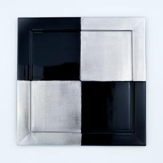 黒赤市松 | スクエアディナープレート - 有田焼のまるぶんオンライン