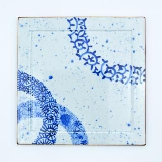 地紋変り丸紋 盛皿 | 福泉窯 - 有田焼のまるぶんオンラインストア