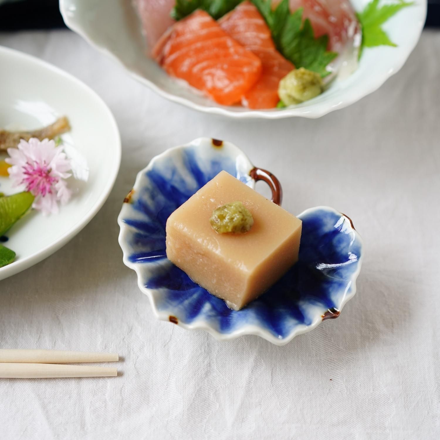 つけ濃 つわ型小付 | 福泉窯 - 有田焼のまるぶんオンライン つけ濃 つわ型小付 | 福泉窯 - 有田焼のまるぶんオンライン