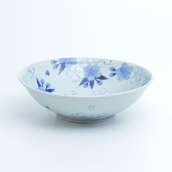 有田焼　桜　丸皿　紺色　藍色　焼き物　陶器　食器　さくら 桜 - 有田焼のまるぶんオンラインストア｜おしゃれな和食器通販