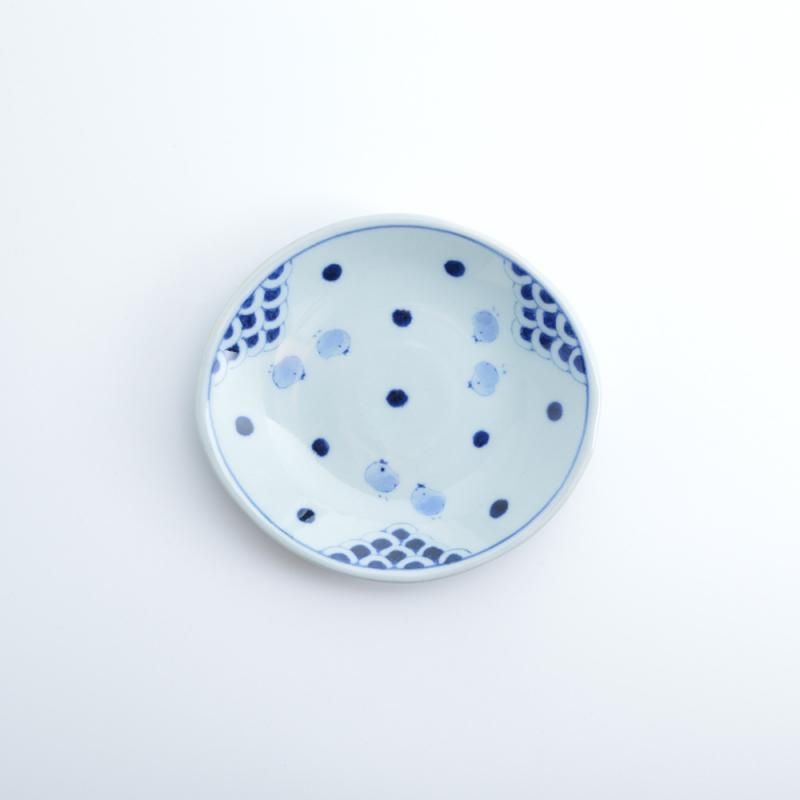 波千鳥 手捻り小皿 | 手作り食器 - 有田焼のまるぶんオンライン 波千鳥 手捻り小皿 | 手作り食器 - 有田焼のまるぶんオンライン