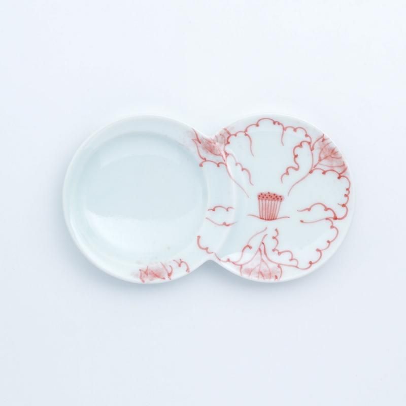 -44/z1　陽刻　花文　小皿　豆皿　1客 44/z1 陽刻 花文 小皿 豆皿 1客