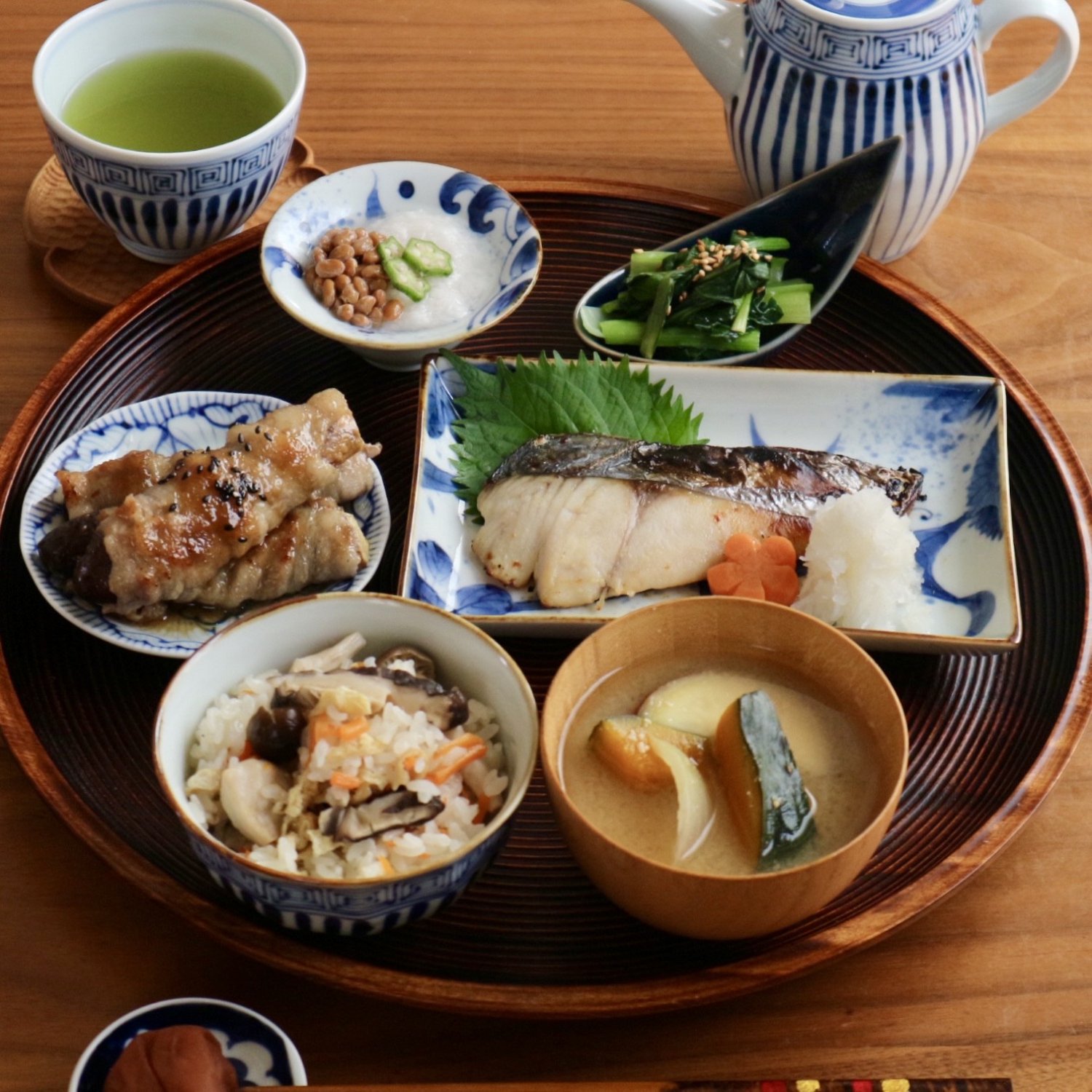 鯛波 反小付 - 有田焼のまるぶんオンラインストア｜おしゃれな和食器通販サイト