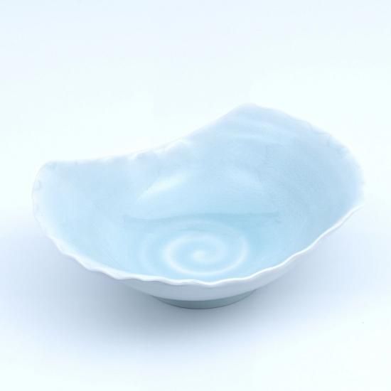 陶器 魚の彫刻 青白 青白磁波彫 向付 | 向付多用鉢 - 有田焼の