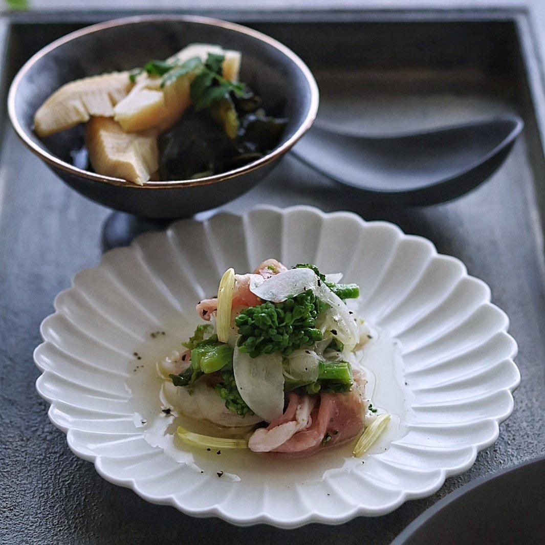 白菊 取皿 | 菊割デザイン - 有田焼のまるぶんオンラインストア