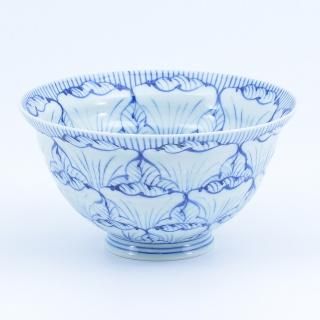 花弁紋 深丼 | そうた窯 - 有田焼のまるぶんオンラインストア